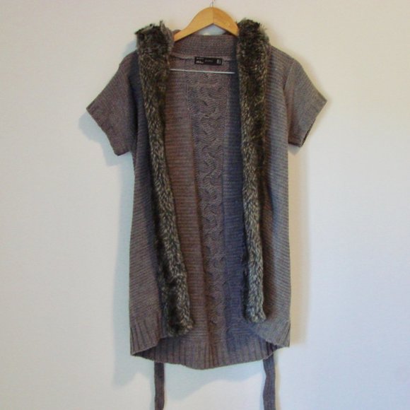 Zara Gray Cardigan with Faux Fur Trim - Picture 8 of 16